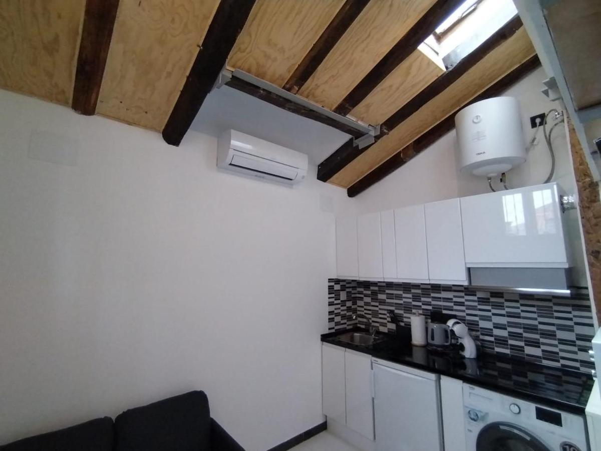 Estudio Con 2 Plantas - Puerta Del Sol Madrid Buitenkant foto
